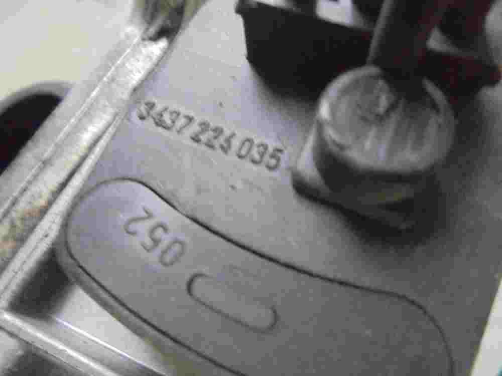 Misuratore di portata Mercedes-Benz W201 3437224035 BOSCH 0986439333 0 986 43...