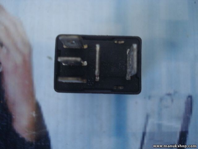 Relè Renault Megane Scenic Laguna Clio 7700414484 77 00 414 484 BITRON