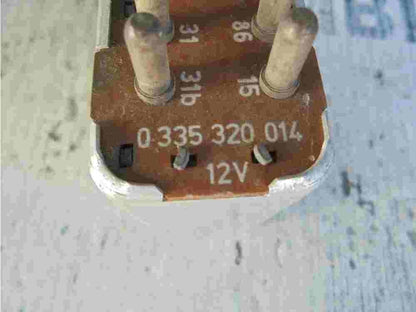 Relè tergicristallo Mercedes-Benz W123 W116 0335320014 BOSCH 0 335 320 014