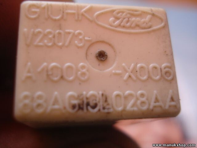 Relé  Ford Escort GAL Fiesta Mondeo B47PG 88AG13L028AA B47PG 88AG 13L028AA