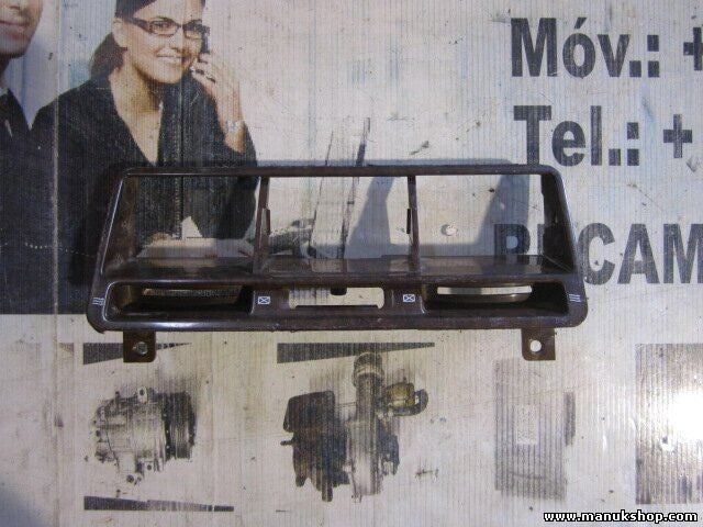 Consola central Mitsubishi Pajero Montero MR298226 MR298225