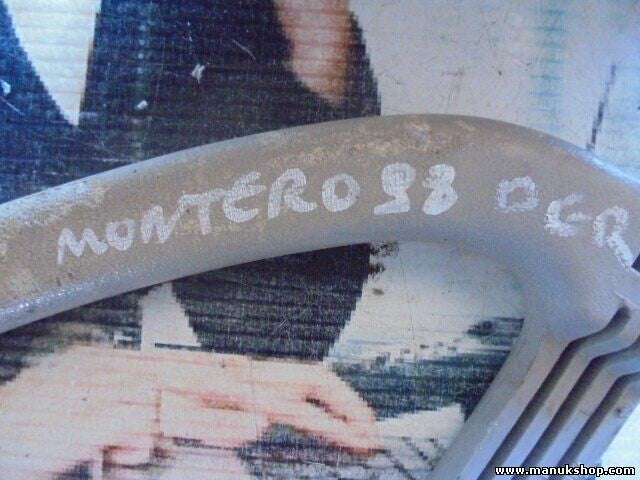 Manillas de asidero interior Mitsubishi Pajero 1997 ccm, 81 KW, 110 PS MB692704