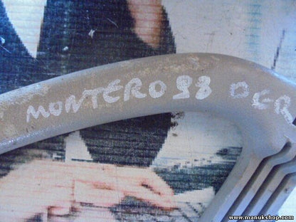 Manillas de asidero interior Mitsubishi Pajero 1997 ccm, 81 KW, 110 PS MB692704