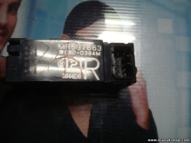 mando botonera elevalunas Mitsubishi Colt MR587663 C8DD384M C8D-D384M