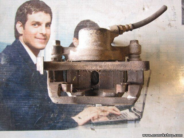 Pinza trasero izquierdo Mitsubishi Pajero Montero 9105