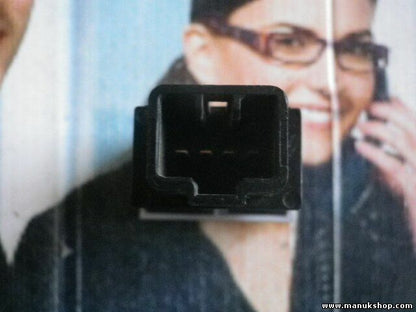 Interruptor Luneta Trasera Desempañador Hyundai Santa Fe Kia Sorento 937103E000 