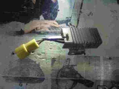 Regolatore raddrizzatore di tensione SGR Toyota Supra A70 0799600351 2851543040