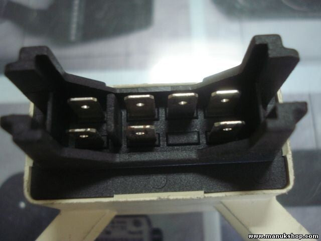 Luz de freno del relé de control  Audi 80 100 200 857919471 HELLA 5KG00503400