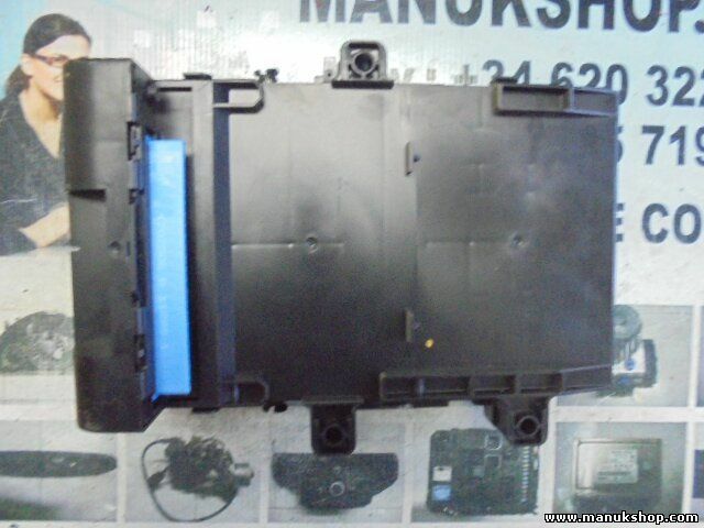 Caja de fusibles Chrysler Grand Voyage P04707994AC