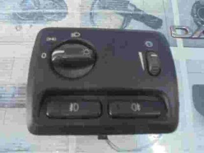 Interruttore nebbia luci Volvo XC70 V70 S60 S40 S80 8691749 03W214 ML214400216