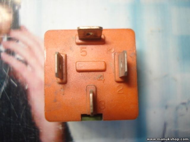 Relè Citroen Xsara PA66GF30 PA66-GF30 BITRON 12 V.