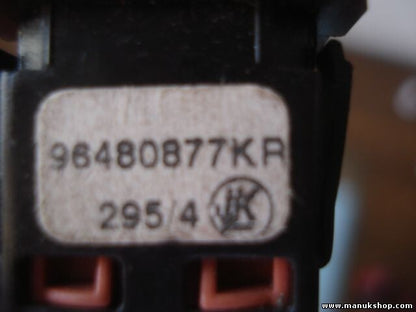 Interruptor de emergencia warning Citroen C4 07-10 96480877KR