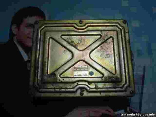 Centralita de suspensión de aire Peugeot 605 9608383180  DENSO 1740007013