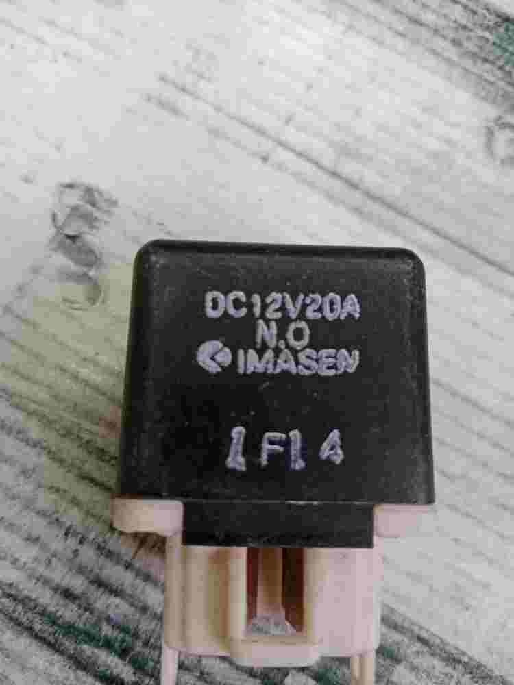 Relé del ventilador del radiador Mazda 626 DC12V20A DC 12V 20A Imasen N.O 1F14