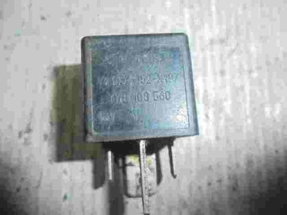 Relé  LAND ROVER SIEMENS YWB100560 V23134J52X197 V23134 J52-X197