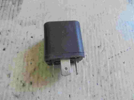 Relé Tata 265454204913 12V 30A