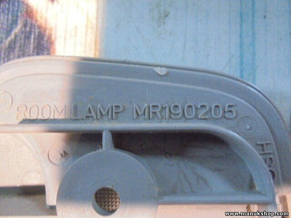 Luz Lectura Interior Mitsubishi Pajero Montero Lancer V60 MR190205
