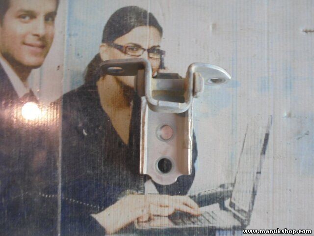 Bisagra de la puerta trasera izquierda abajo Toyota Land Cruiser .110 KW, 150 PS