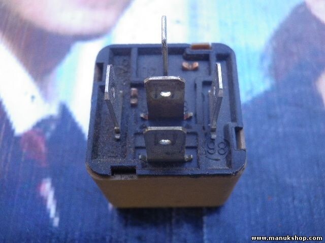 Relè Alfa Romeo Fiat A 727 063 A727063 12V 2x 15A