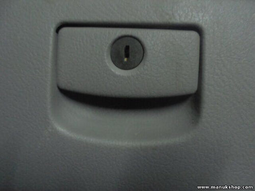 Guantera castillo KIA Sorento I JC 2.5 CRDi 84830-3E000 848303E000 84830 3E000