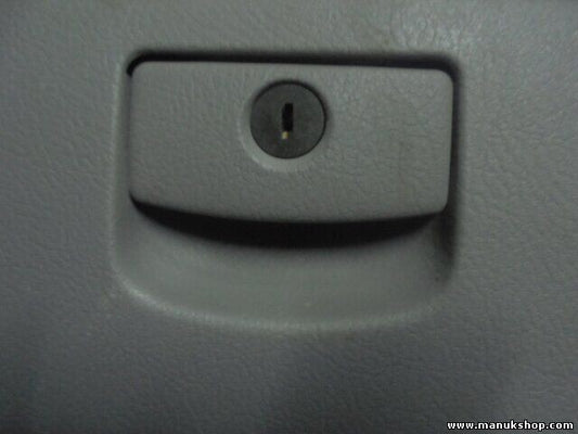 Guantera castillo KIA Sorento I JC 2.5 CRDi 84830-3E000 848303E000 84830 3E000