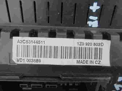 Cuadro de instrumentos Skoda Octavia A2C53144511 1Z0920802D VD1 VDO 003889