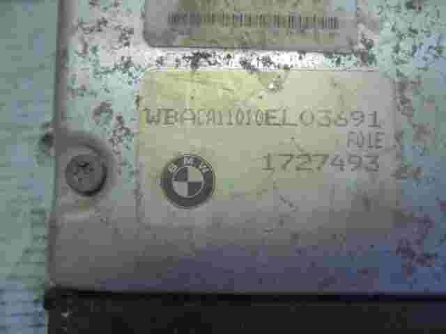 Centralita BMW E36 316 1.6 1727493 1 727 493 BOSCH 0261200522 0 261 200 522