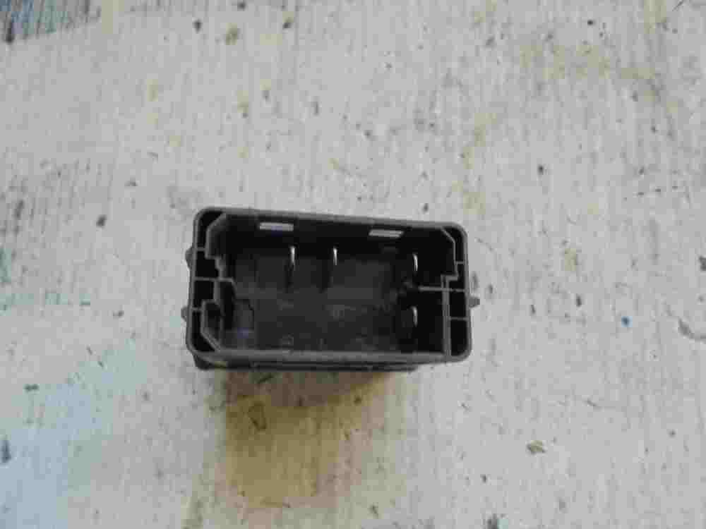 Interruptor de emergencia Renault Premium DX 5010589786