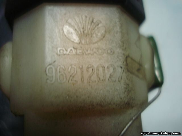 Interruptor de la luz de freno Chevrolet Lanos 96212027