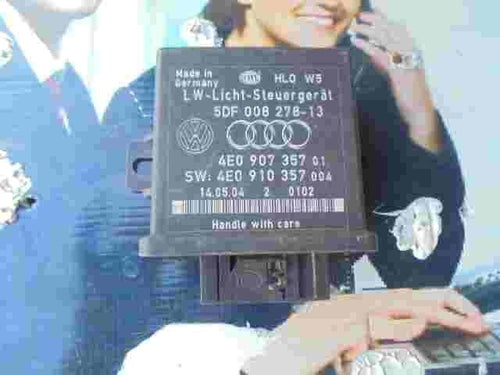 Controller LWR Audi A8 S8 D3 4E 4E0907357 01 4E0910357 (004) HELLA 5DF00827813