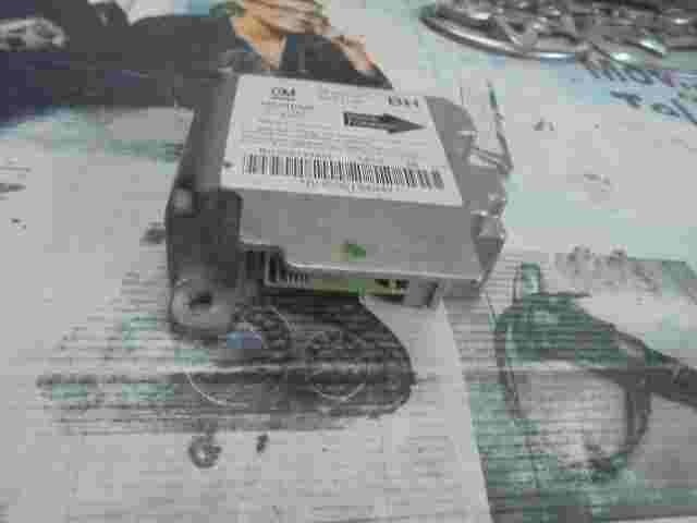 Sensor de impacto de airbag Opel Astra G BH 09229304 SIEMENS 5WK42927