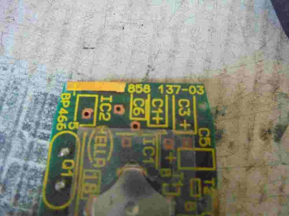 mando control remoto Audi A6 A8 HELLA 443837220D