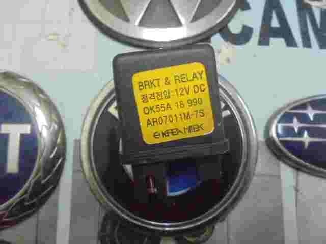 Regulador de voltaje Kia Carnival 0K55A18990 0K55A-18990 AR07011M7S BRKT 12V DC