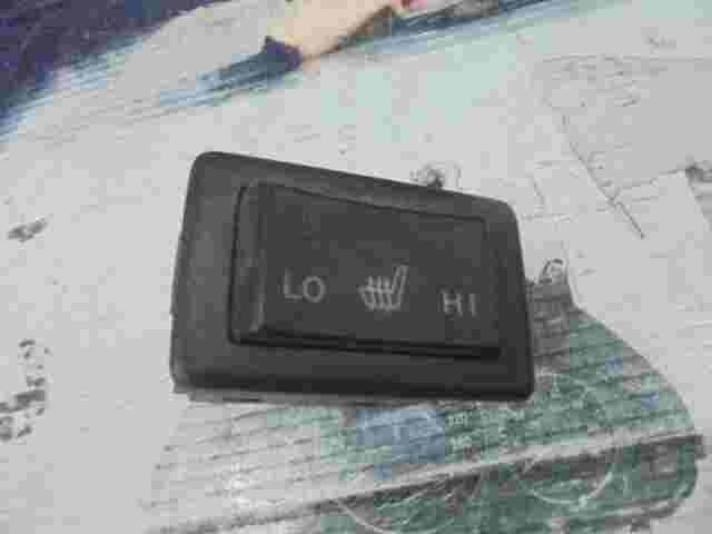 Asiento interruptor del calentador  Mazda 6 GS1D66420 GS1D-66-420 LK 03101410