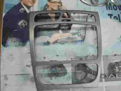 Console centrale Mercedes-Benz W203 C 180 A2036802439 A 203 680 24 39