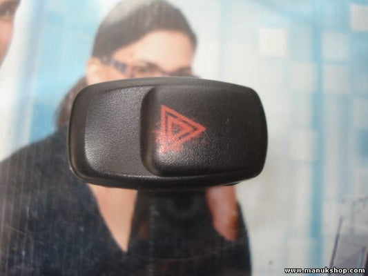 Interruptor de emergencia warning Kia Sephia GUST13216