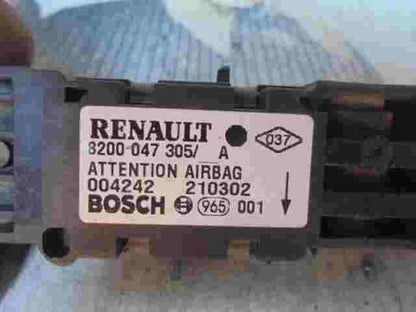Sensor de impacto de airbag Renault Clio MK2 8200047305A BOSCH 004242 210302