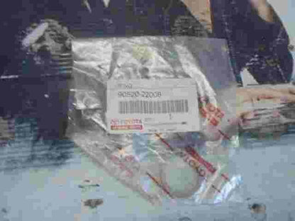 1 unidad Shaft Snap Ring  Toyota Corolla Carina II 9052022008 90520-22008