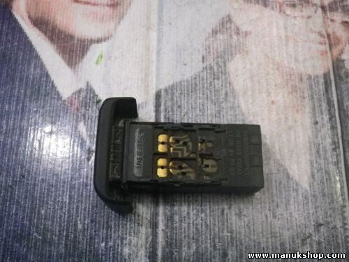 Interruptor del limpiaparabrisas trasero Land Rover YUE000220PUY 03035302A