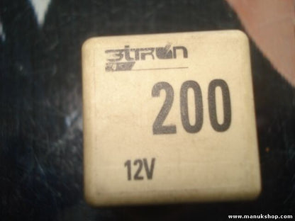 Niebla relé VW Volkswagen Audi 80 100 A3 A4 A6 Nr.200 1997 4.2L V8 431951253C