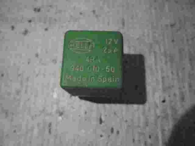 Relè Peugeot 306 Citroen ZX 940 010-50 94001050 940010-50 4RA940010-50