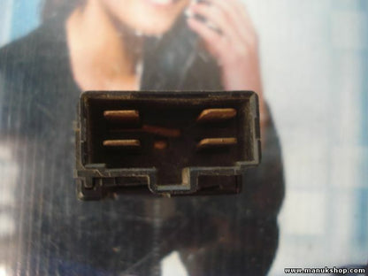 Interruptor de emergencia SsangYong Musso Korando (K4) Family 2.5 D 8524003510