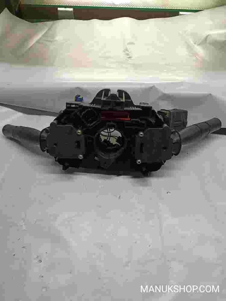 Mando de luces intermitentes Palanca del limpiaparabrisas Renault 82002164620