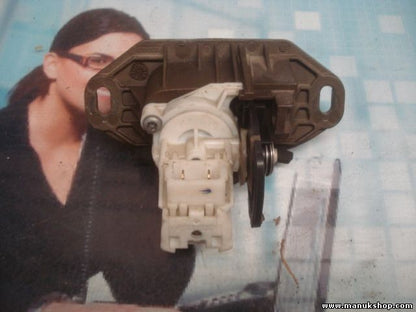 Cerradura del portón trasero Renault Megane 1 7700427088