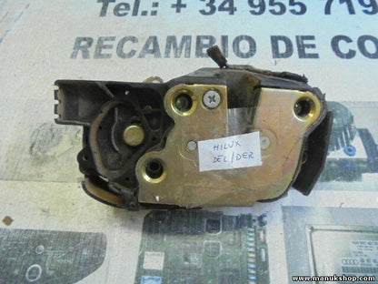  Cerradura puerta delantera derecha Toyota Hilux 2,5 D4D 690300K070 69030-0K070