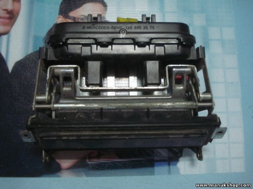 Manija trasera Mercedes-Benz 1408002675 1407500193 140 750 01 93