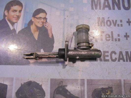 Cilindro ó Bombín Esclavo de Embrague Nissan Pick-up D22 2.5 TD 4WD 3061121U25