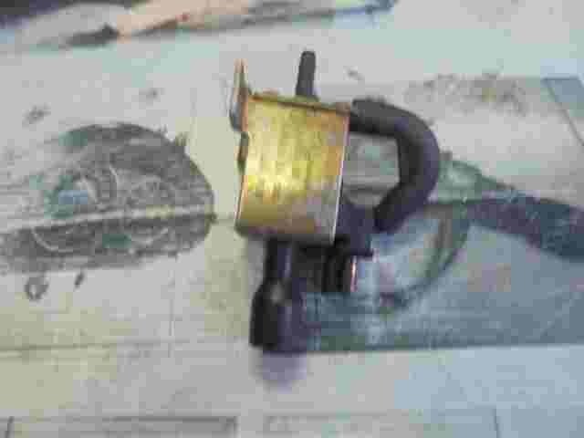 Solenoide de la válvula de vacío Mercedes-Benz 0015407097 001 540 7097 72107100