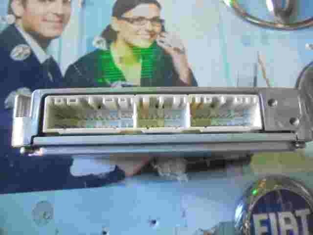 Centralita Mazda Premacy RF4W18881B RF4W 18 881B DENSO 2758005921 275800-5921