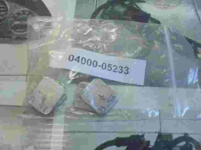 Plate Accelerators   Toyota Lexus 0400005233 04000-05233